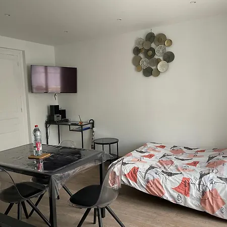 Appartement Meuble 42 M2 A Proche Thermes-spa *