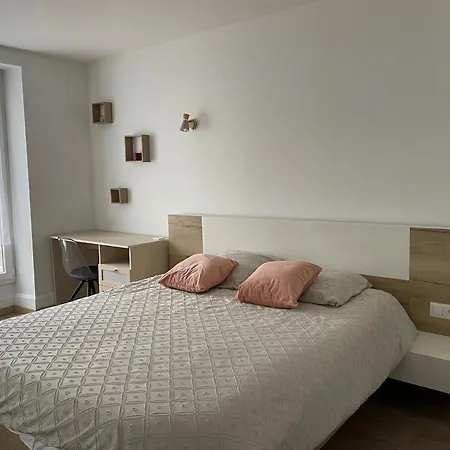 Meuble 42 M2 A Proche Thermes-spa * ויטל