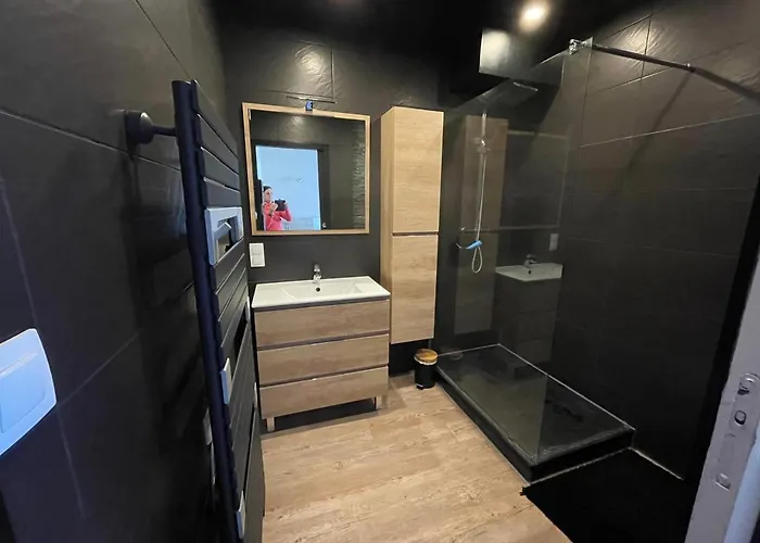 Meuble 42 M2 A Proche Thermes-spa