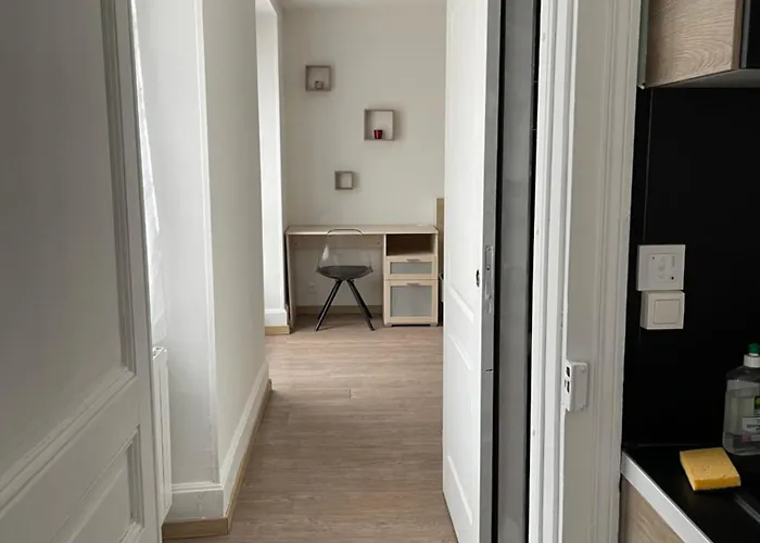 Meuble 42 M2 A Proche Thermes-spa